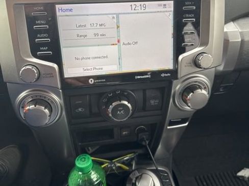 Used 2021 Toyota 4Runner SR5 Premium w/ Moonroof Package AWD/4WD image 9