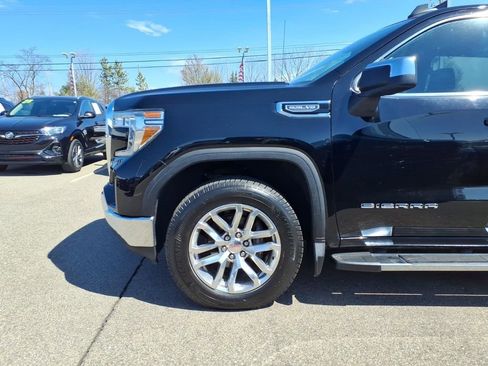 Used 2019 GMC Sierra 1500 SLE w/ SLE Value Package image 22