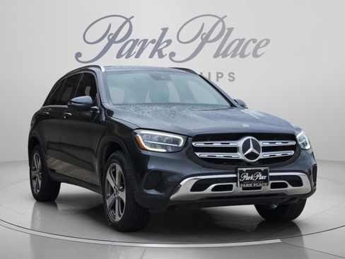 Used 2022 Mercedes-Benz GLC 300 image 9