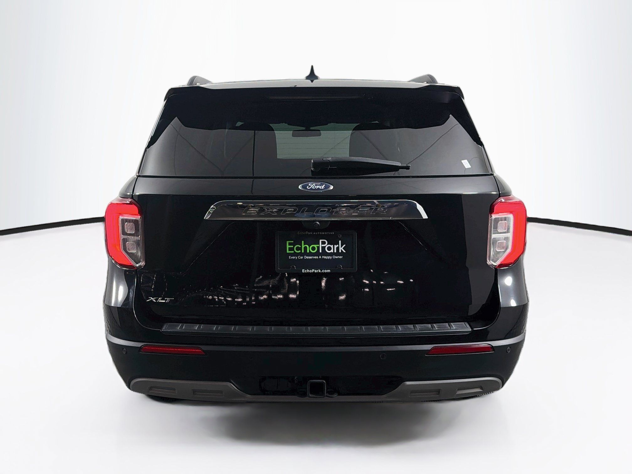 Used 2022 Ford Explorer XLT w/ Equipment Group 202A RWD image 7