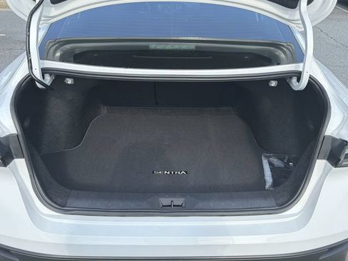 Certified 2026 Nissan Sentra SV w/ SV Convenience Package FWD image 25