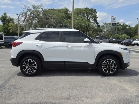 New 2026 Chevrolet TrailBlazer LT w/ LT Cold Weather Package FWD image 6