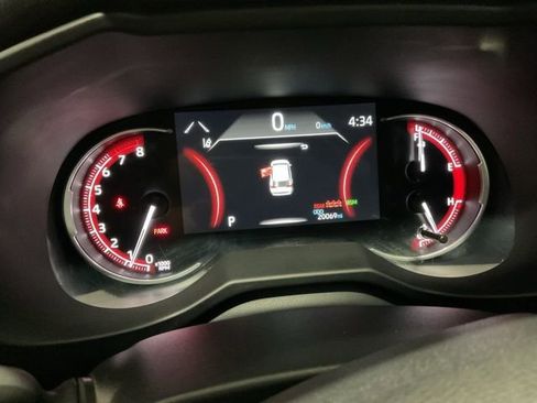 Used 2025 Toyota RAV4 XLE image 14