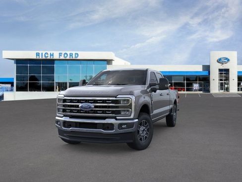 New 2026 Ford F250 Lariat w/ FX4 Off-Road Package AWD/4WD image 2