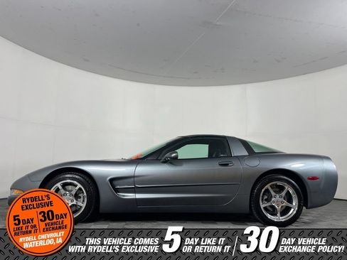 Used 2004 Chevrolet Corvette Coupe RWD image 7