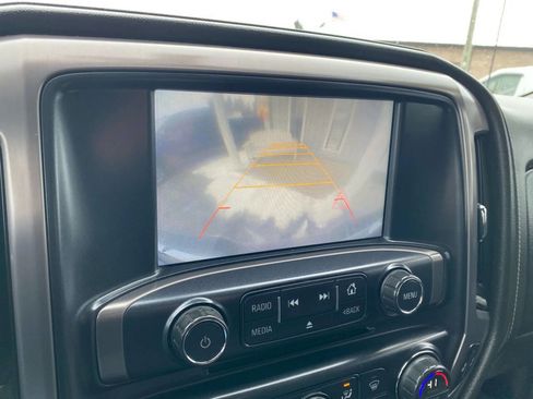 Used 2015 GMC Sierra 2500 SLE w/ All-Terrain HD Package image 17