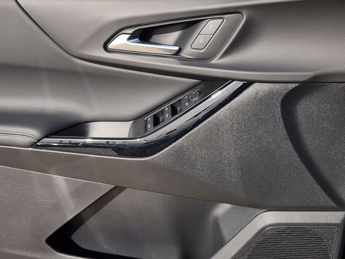 New 2026 Chevrolet Equinox LT w/ Safety and Technology Package image 16