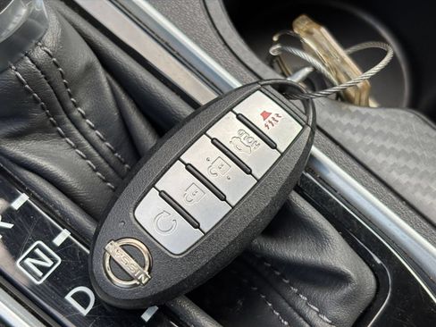 Used 2025 Nissan Altima 2.5 SV FWD image 25