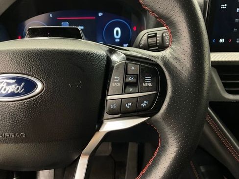Used 2025 Ford Explorer ST-Line w/ ST-Line Street Pack AWD/4WD image 13