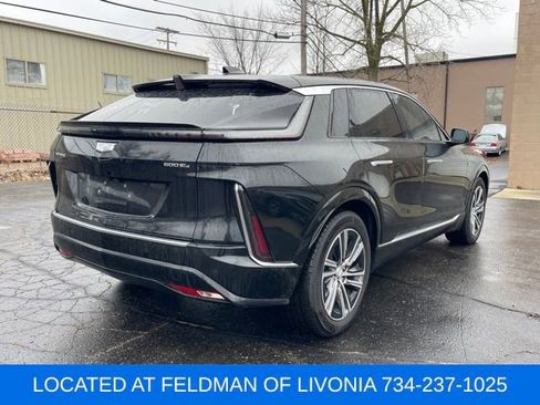 Used 2024 Cadillac Lyriq Luxury image 3