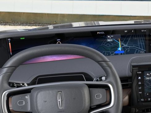 New 2026 Lincoln Nautilus Reserve AWD/4WD image 13