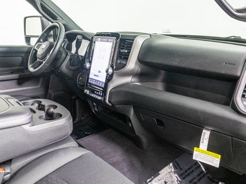 New 2026 RAM 2500 Tradesman image 39