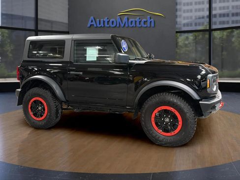 Used 2023 Ford Bronco 2-Door w/ Sasquatch Package AWD/4WD image 14