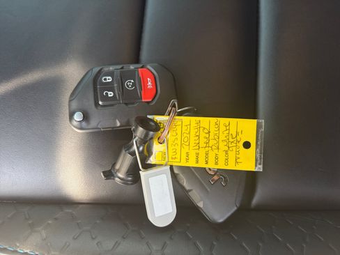 Used 2024 Jeep Wrangler High Altitude AWD/4WD image 29