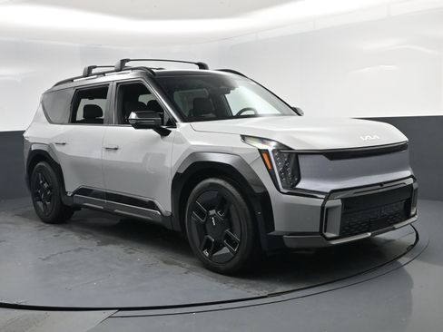 New 2026 Kia EV9 GT-Line image 8