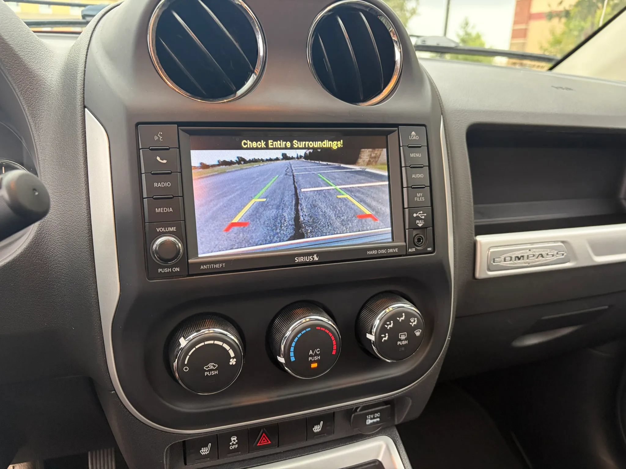 Used 2016 Jeep Compass High Altitude AWD/4WD image 13