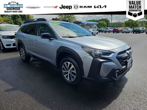 Used 2023 Subaru Outback Premium AWD/4WD image 10