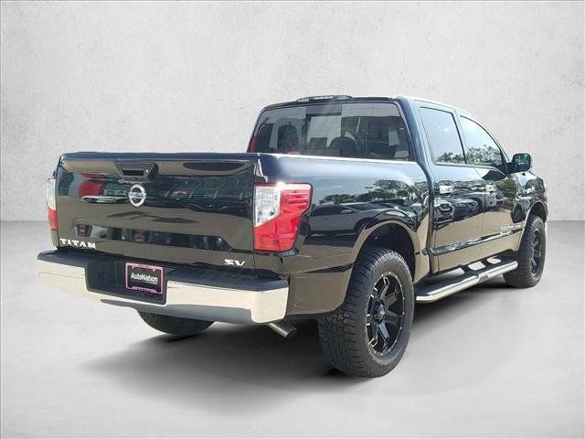 Used 2019 Nissan Titan SV RWD image 5