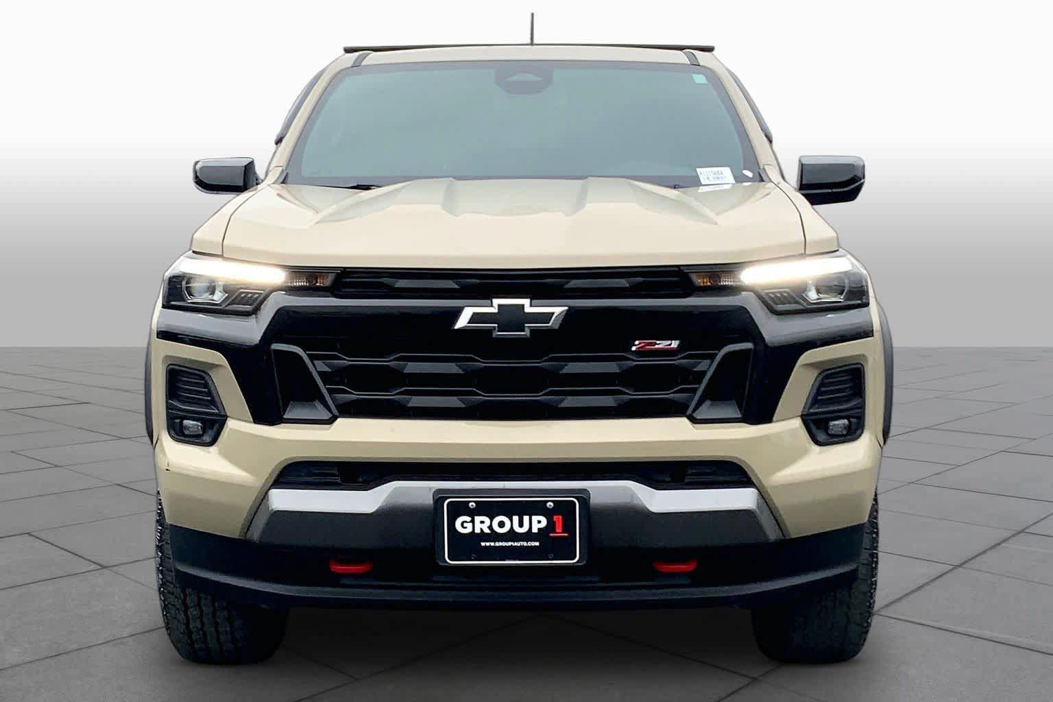 Used 2024 Chevrolet Colorado Z71 w/ Z71 Convenience Package 2 AWD/4WD image 4