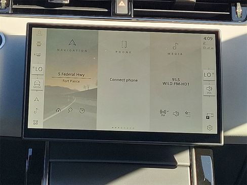 New 2026 Land Rover Range Rover Evoque S image 21