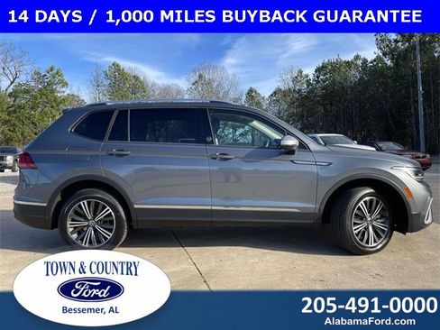 Used 2024 Volkswagen Tiguan Wolfsburg Edition image 2