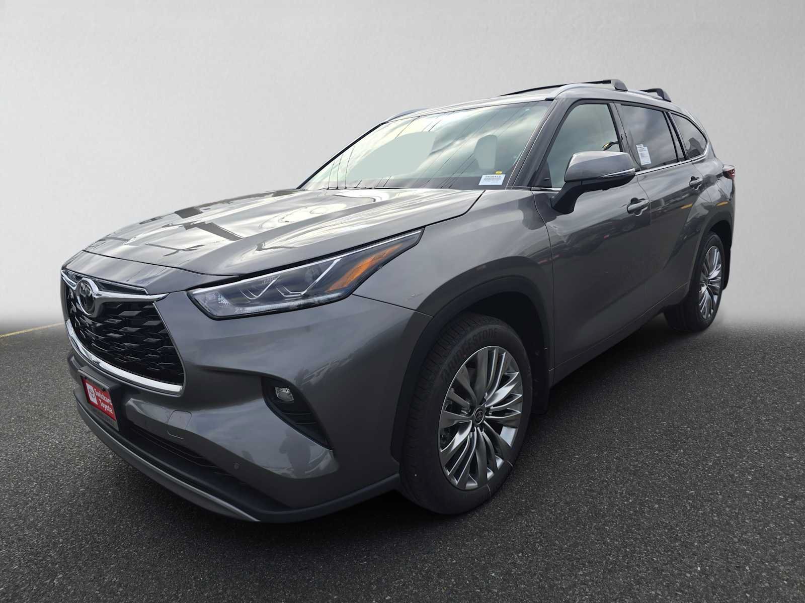 New 2026 Toyota Highlander Platinum AWD/4WD image 7