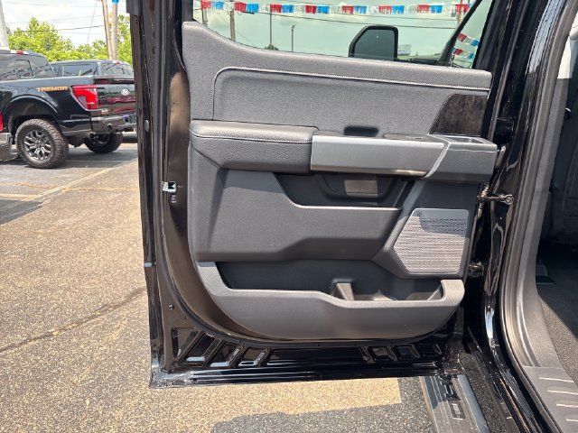 New 2026 Ford F250 Lariat w/ Black Appearance Package AWD/4WD image 19