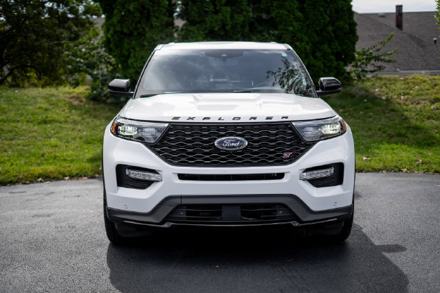 Used 2021 Ford Explorer ST w/ Equipment Group 401A AWD/4WD image 2