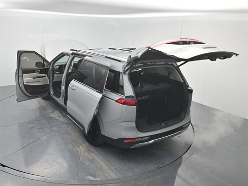 Certified 2024 Kia Carnival SX Prestige image 53