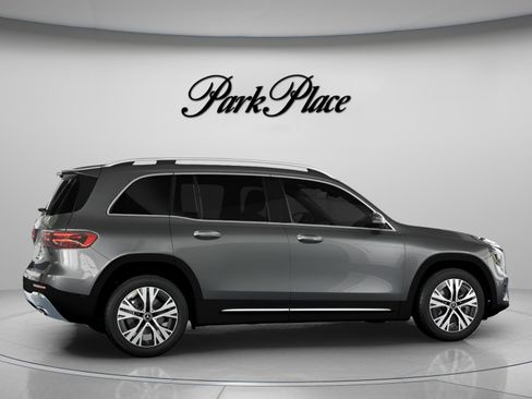 New 2026 Mercedes-Benz GLB 250 image 24