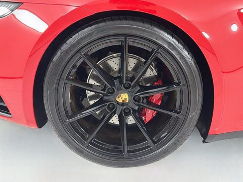 Certified 2024 Porsche 911 Carrera 4S AWD/4WD image 33