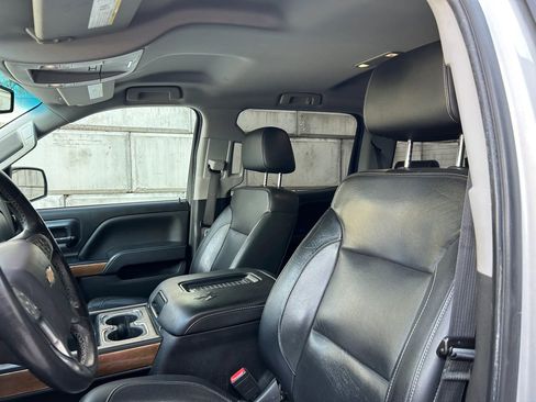 Used 2018 Chevrolet Silverado 1500 LTZ w/ Sport Package image 2