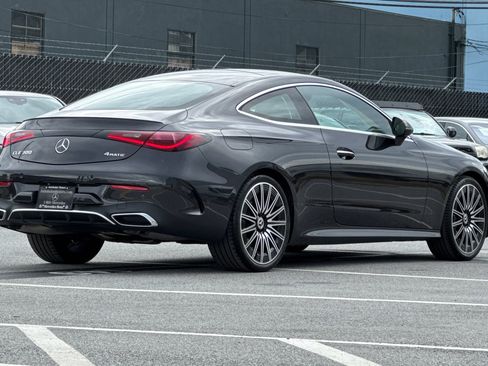 Certified 2025 Mercedes-Benz CLE 300 4MATIC Coupe image 9