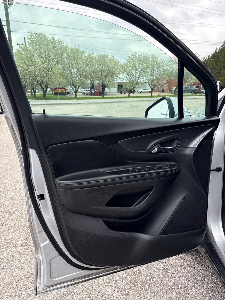 Used 2019 Buick Encore Preferred FWD image 10