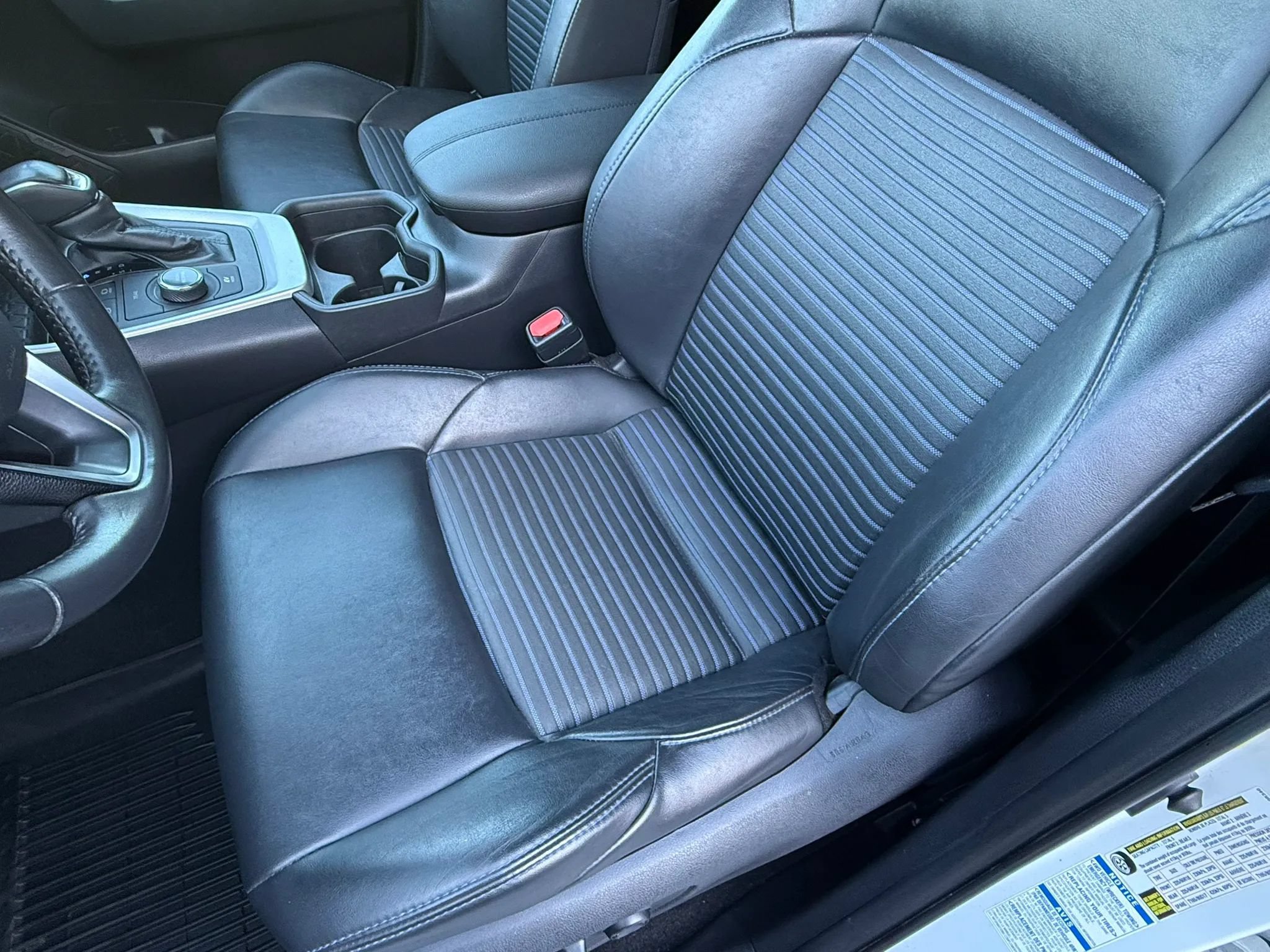 Used 2019 Toyota RAV4 XSE AWD/4WD image 12