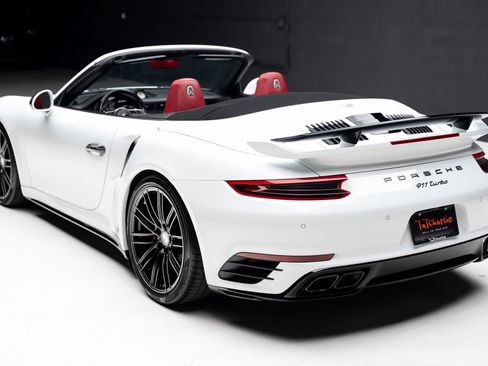 Used 2019 Porsche 911 Turbo image 26