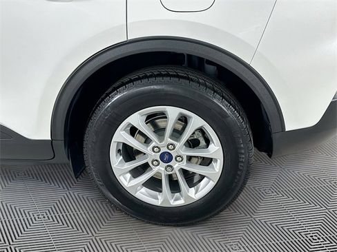 Certified 2020 Ford Escape SE image 30