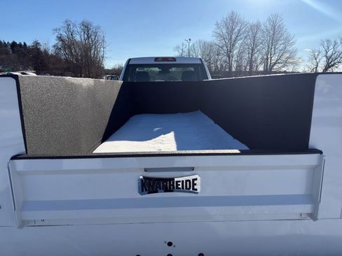 New 2025 GMC Sierra 3500 Pro w/ Convenience Package image 28