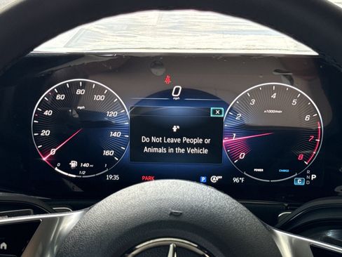 New 2026 Mercedes-Benz GLB 250 image 38