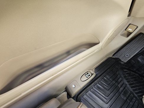 Used 2010 Honda Civic EX-L image 41