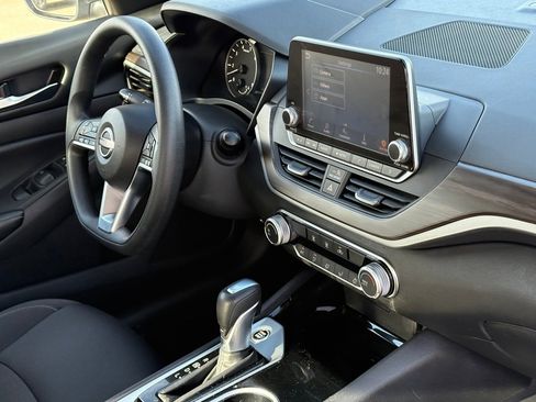 Certified 2024 Nissan Altima 2.5 SV image 43