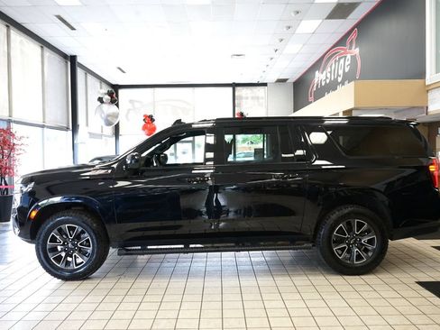 Used 2021 Chevrolet Suburban Z71 w/ Rear Media and Nav Package AWD/4WD image 5