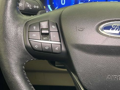 Used 2020 Ford Escape Titanium AWD/4WD image 34