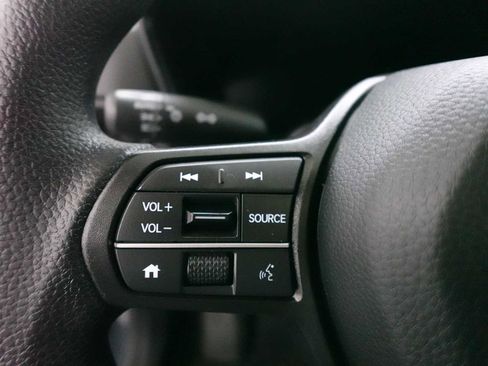 Used 2024 Honda CR-V EX image 17