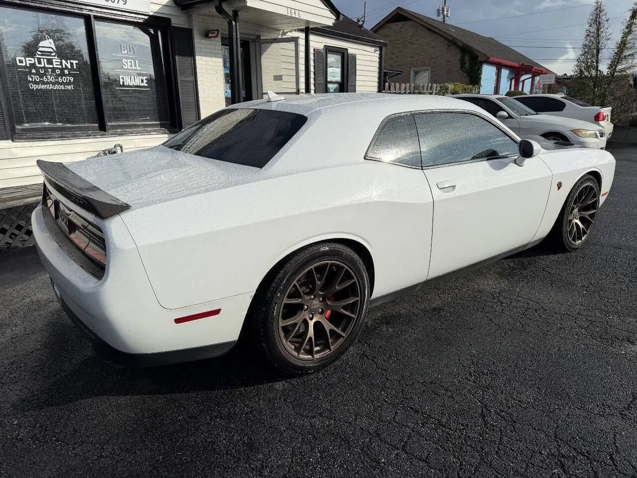 Used 2016 Dodge Challenger SRT Hellcat RWD image 11
