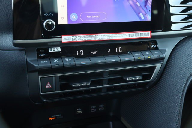 New 2026 Toyota Camry SE FWD image 17