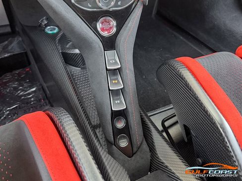 Used 2021 McLaren 765LT RWD image 19
