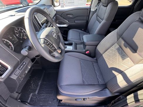 New 2026 Nissan Frontier SV image 9