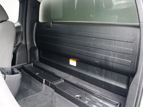 Used 2020 Toyota Tacoma SR image 12