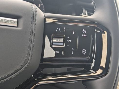 New 2026 Land Rover Range Rover Velar Dynamic SE AWD/4WD image 26